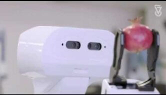 Rosh Hashanah Robot Party Shana Tova from Technion